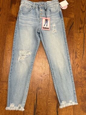 YMI Selena Fit HighRise Straight Leg Jeans Size 8 NWT Distressed Snap Button Fly